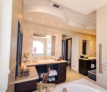 Double Sink, includes Molton Brown amenities