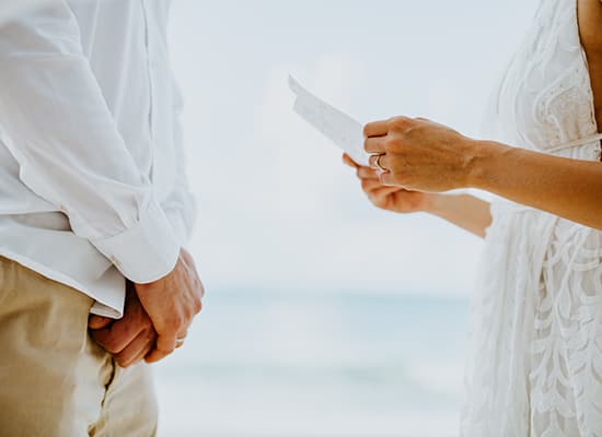Renovación de votos nupciales: Reafirma tu amor con un romántico evento en nuestro resort todo incluido en la riviera maya
